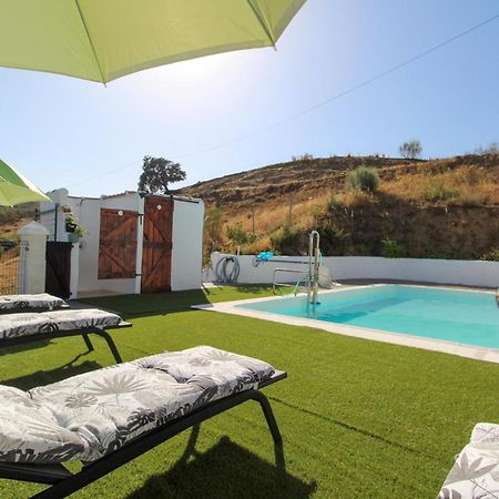 4 Bedroom Gorgeous Home In Sedella Luaran gambar
